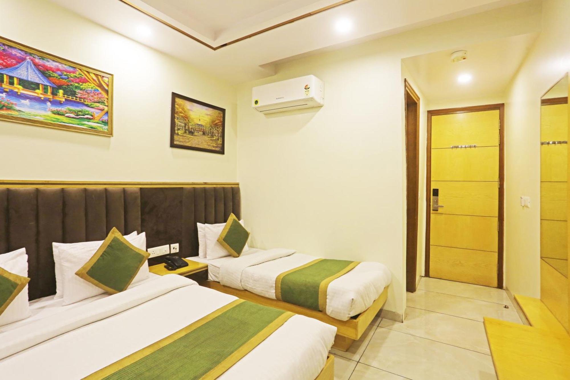 Hotel Aman Imperial Just A Minute Away From New Delhi Railway Station And Connaught Place Dış mekan fotoğraf