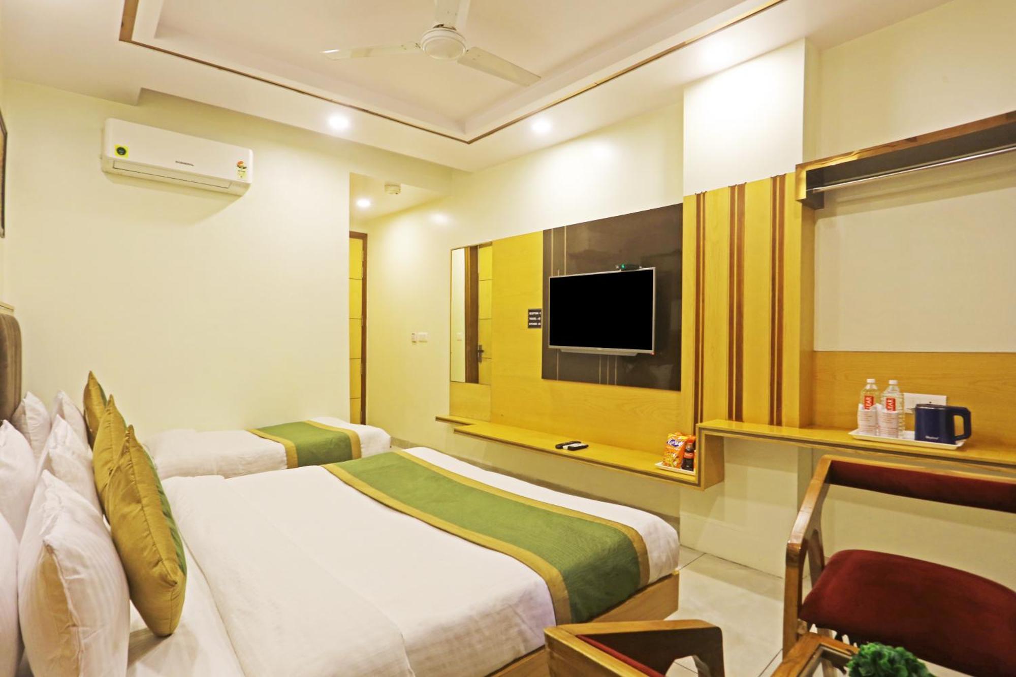 Hotel Aman Imperial Just A Minute Away From New Delhi Railway Station And Connaught Place Dış mekan fotoğraf