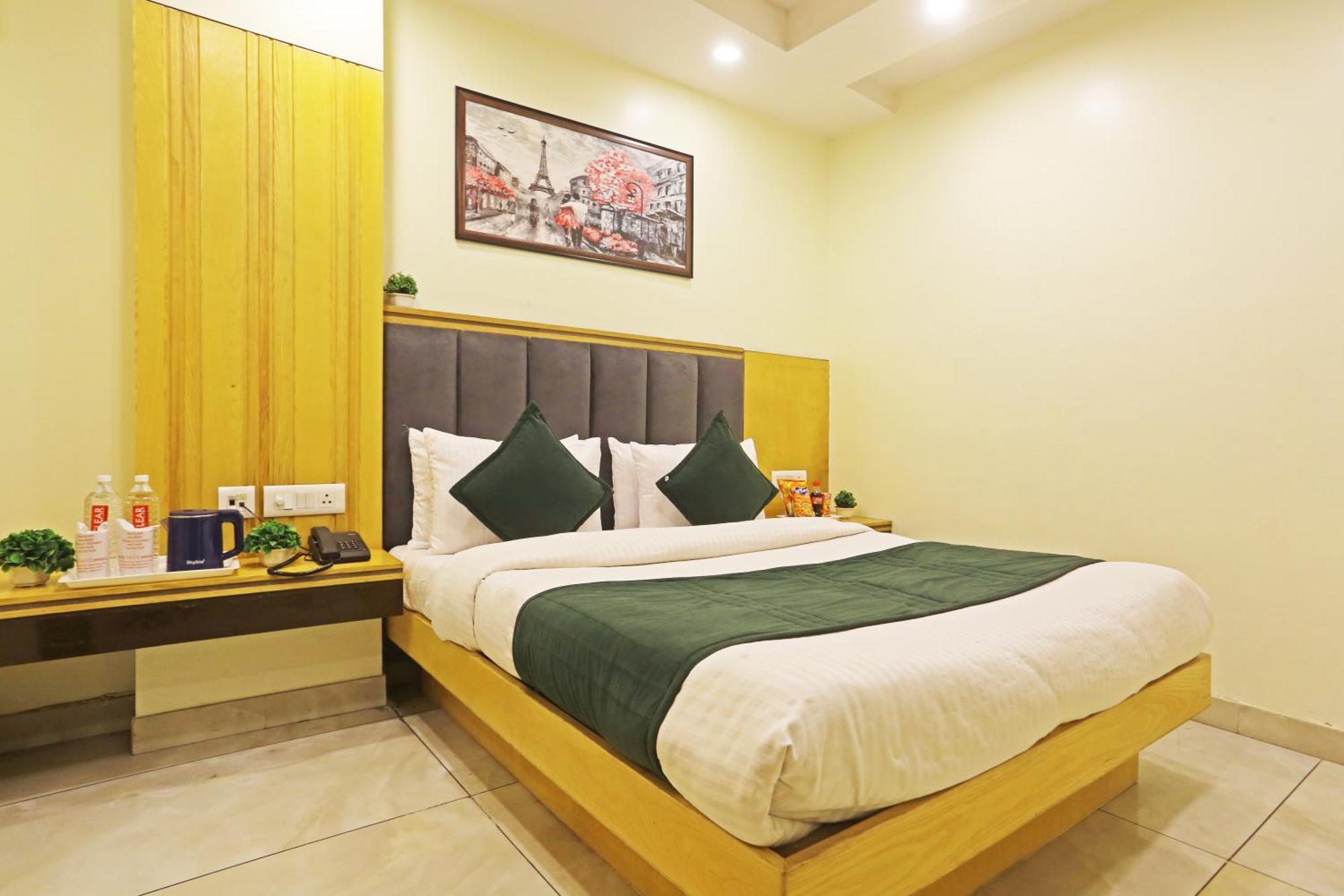 Hotel Aman Imperial Just A Minute Away From New Delhi Railway Station And Connaught Place Dış mekan fotoğraf