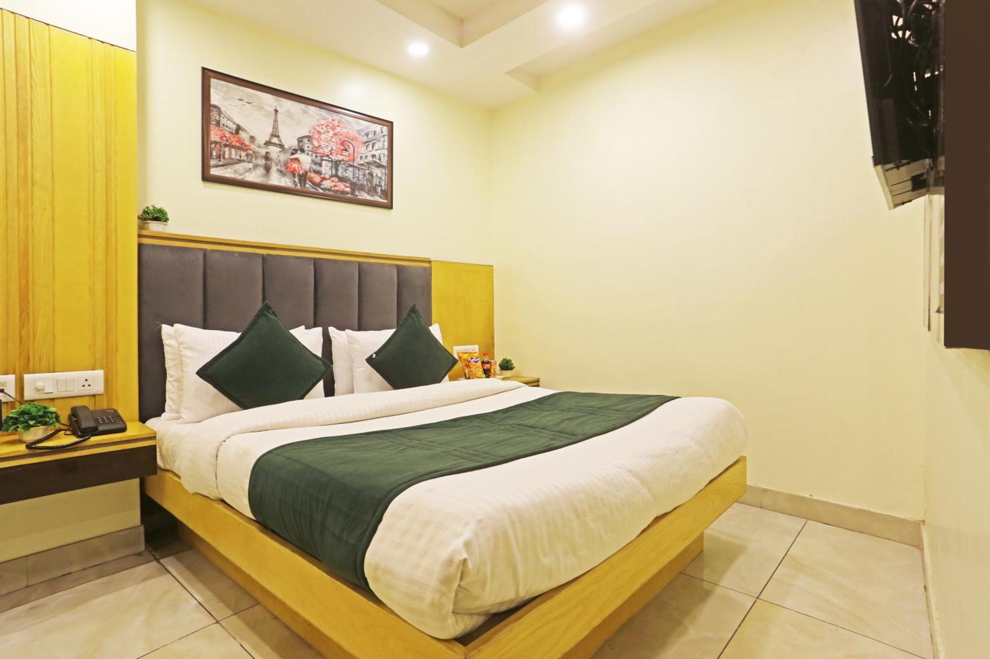 Hotel Aman Imperial Just A Minute Away From New Delhi Railway Station And Connaught Place Dış mekan fotoğraf