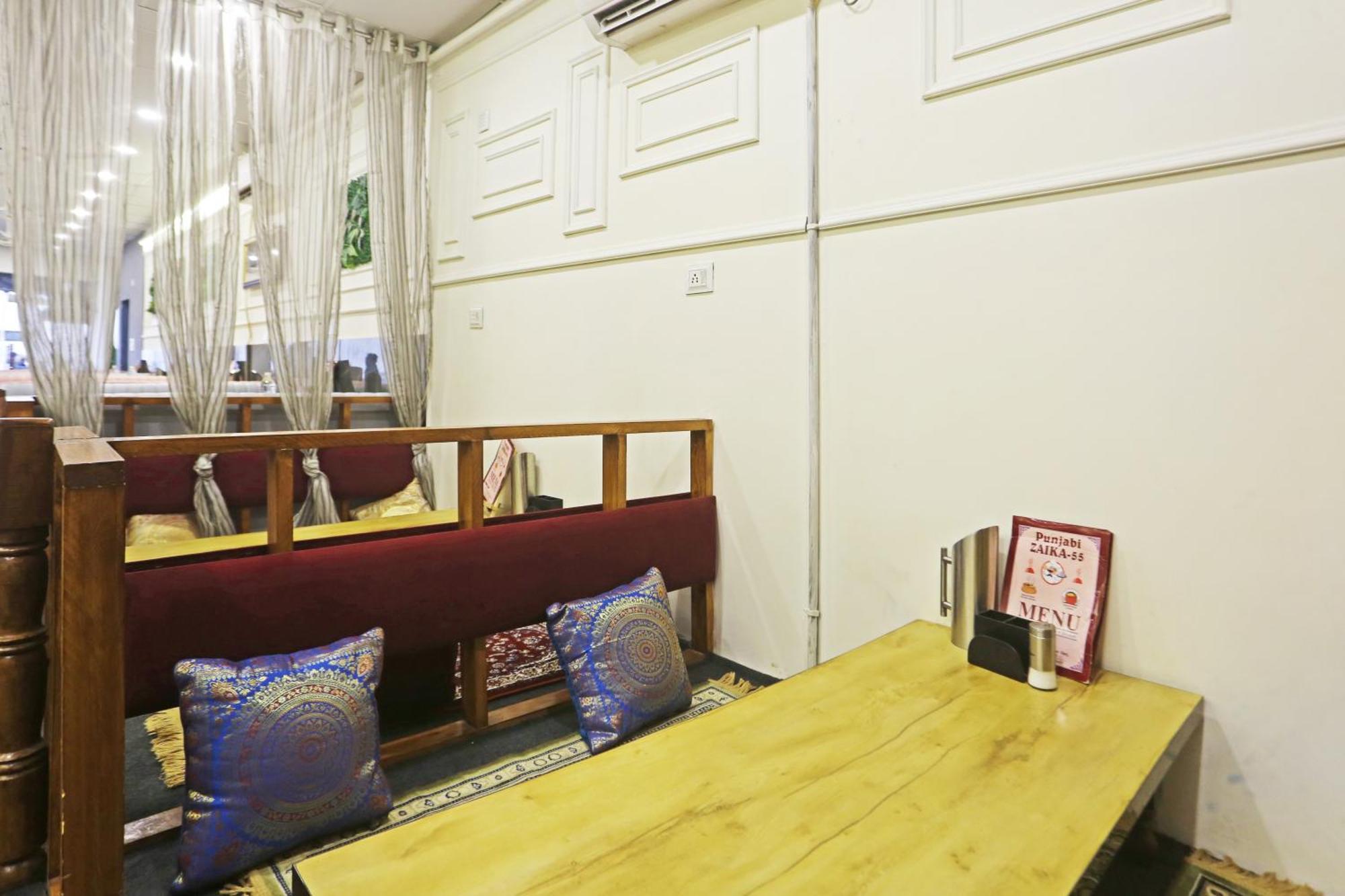 Hotel Aman Imperial Just A Minute Away From New Delhi Railway Station And Connaught Place Dış mekan fotoğraf